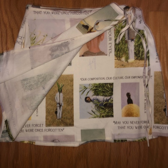 FOREVER 21 2 PIECE SZ. S Henry R. Jones ll Mini Skirt - Picture 5 of 13